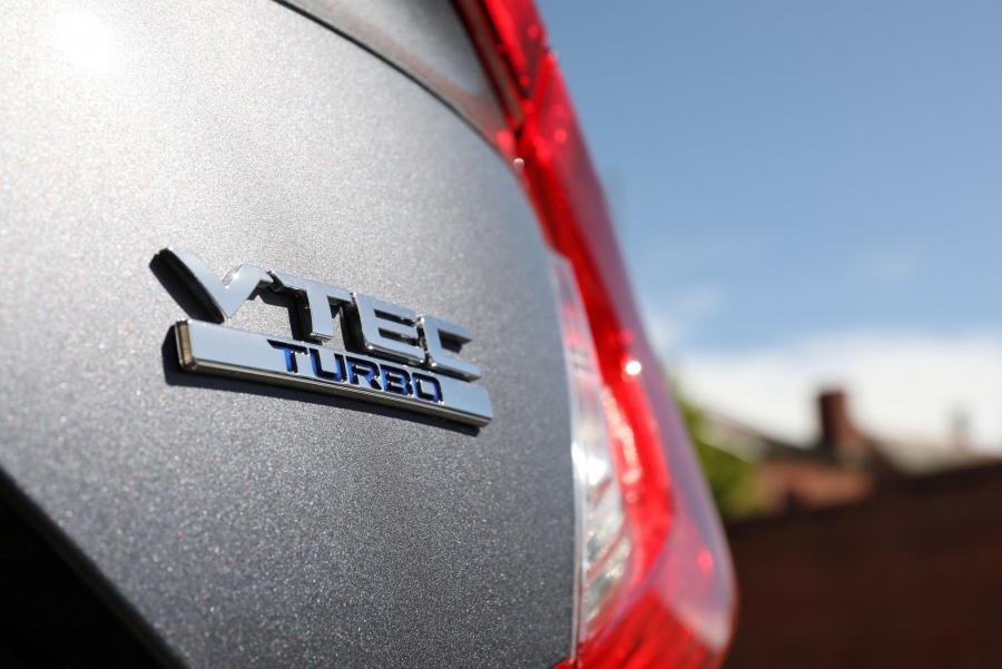 Логотип Honda Civic VTi-LX Sedan (FC) 2019 года  (AU) (фото 3 из 28)
